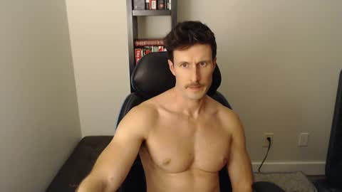 Snapshot of lancellot99 chatting on 09-13-25, 04:23 Lance online show from 09-13-25, 04:23