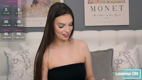 Snapshot of laneah chatting on 11-13-25, 12:09 Laneah online show from 11-13-25, 12:09