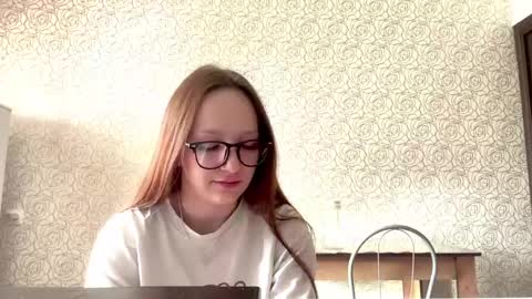 Snapshot of lanemoredock chatting on 03-01-26, 07:43 Lily online show from 03-01-26, 07:43