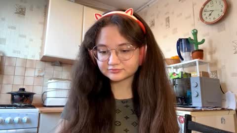 Alex online show from 11-10-25, 07:07