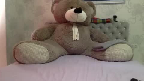langoria online show from 06-18-26, 03:38