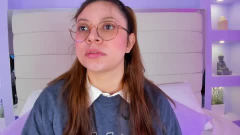 Lanna online show from 02-10-25, 11:46