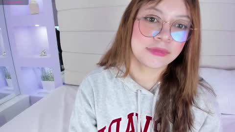 Lanna online show from 02-19-25, 11:49