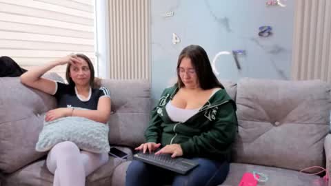 lanna_as online show from 05-04-26, 03:19