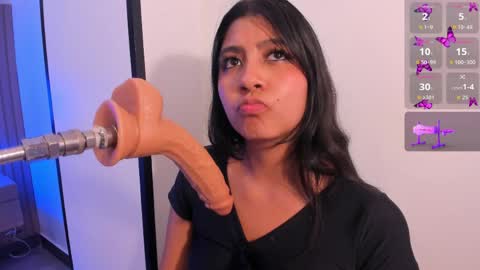 Snapshot of lanna_doll_ chatting on 06-05-26, 12:06 Lanna 4 online show from 06-05-26, 12:06