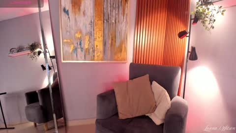 Tiana online show from 12-13-24, 08:04