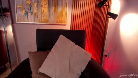 Tiana online show from 12-16-24, 07:43