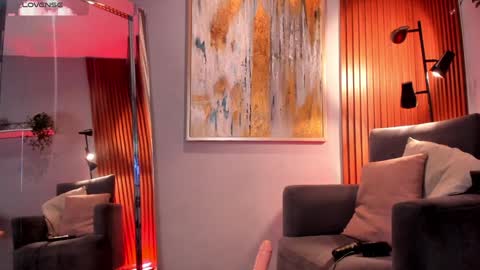 Tiana online show from 12-28-24, 06:40