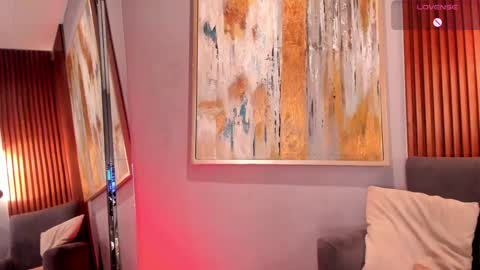 Tiana online show from 01-26-25, 04:51