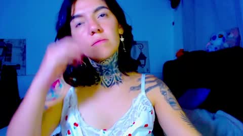 LANNIE   online show from 05-14-26, 03:02