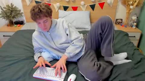 Fandi online show from 02-04-25, 05:31