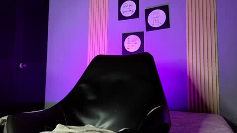 Snapshot of lapaisita1 chatting on 01-29-25, 04:15 la paisita online show from 01-29-25, 04:15