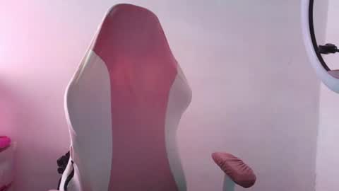 Snapshot of lara_aisha chatting on 06-22-26, 07:55 LARA online show from 06-22-26, 07:55