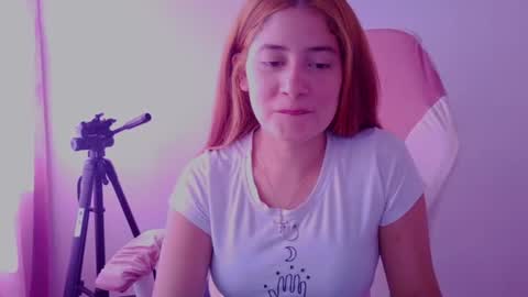 Snapshot of lara_aisha chatting on 07-25-26, 07:44 LARA online show from 07-25-26, 07:44