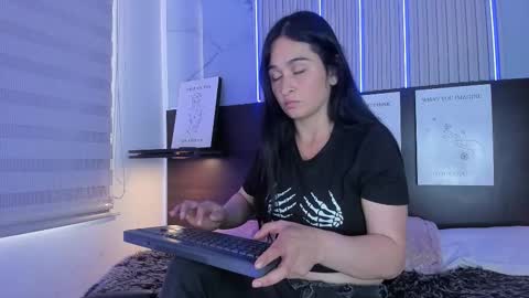 lara_as online show from 03-27-26, 08:30
