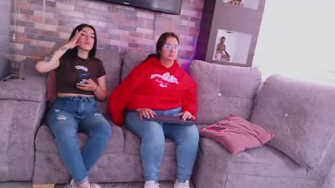 lara_as online show from 07-08-26, 06:45
