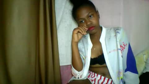 Snapshot of lara_belle chatting on 05-15-26, 11:34 lara_belle online show from 05-15-26, 11:34