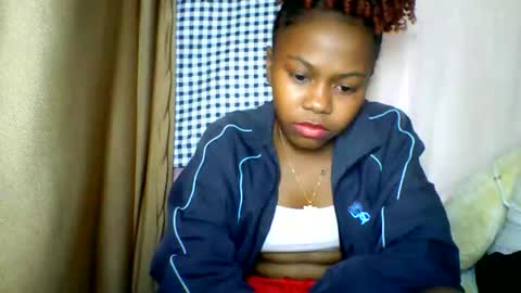 Snapshot of lara_belle chatting on 05-26-26, 08:38 lara_belle online show from 05-26-26, 08:38