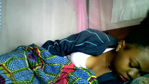 Snapshot of lara_belle chatting on 06-14-26, 02:35 lara_belle online show from 06-14-26, 02:35