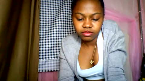 Snapshot of lara_belle chatting on 06-22-26, 04:59 lara_belle online show from 06-22-26, 04:59