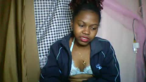 Snapshot of lara_belle chatting on 07-01-26, 05:23 lara_belle online show from 07-01-26, 05:23