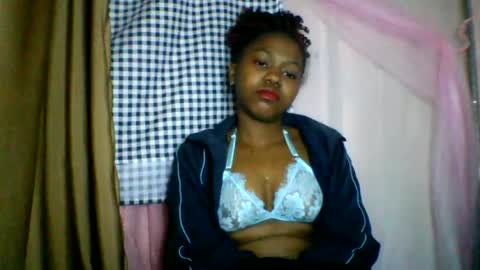 Snapshot of lara_belle chatting on 07-02-26, 03:23 lara_belle online show from 07-02-26, 03:23