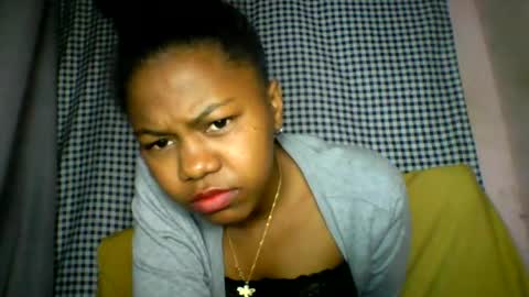 Snapshot of lara_belle chatting on 07-20-26, 04:27 lara_belle online show from 07-20-26, 04:27