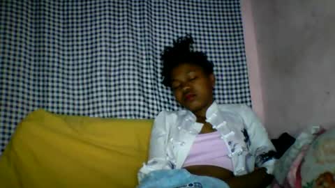 Snapshot of lara_belle chatting on 07-23-26, 04:21 lara_belle online show from 07-23-26, 04:21