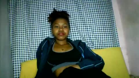 Snapshot of lara_belle chatting on 07-28-26, 07:39 lara_belle online show from 07-28-26, 07:39
