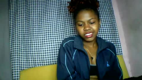 Snapshot of lara_belle chatting on 07-28-26, 08:52 lara_belle online show from 07-28-26, 08:52