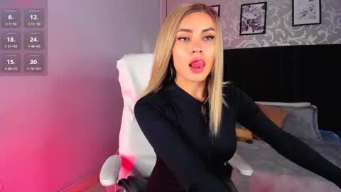 Lara online show from 02-12-25, 09:43
