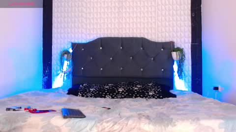 Snapshot of lara_brunette chatting on 01-08-25, 05:37 Lara Brunette  online show from 01-08-25, 05:37