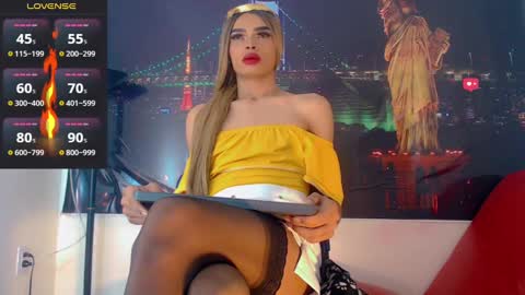 Snapshot of lara_brunette chatting on 02-08-25, 11:12 Lara Brunette  online show from 02-08-25, 11:12