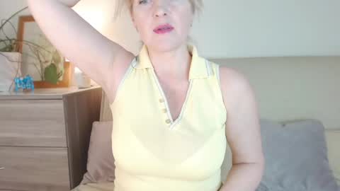 lara_fisher online show from 02-25-25, 07:25