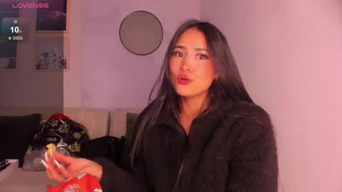 Lara Madisson online show from 11-17-25, 05:35