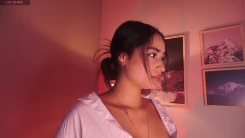 Lara Madisson online show from 07-17-26, 05:58