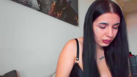 Lara online show from 01-30-25, 06:56
