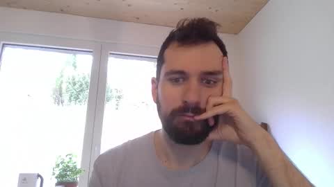laraaan online show from 03-14-26, 11:48