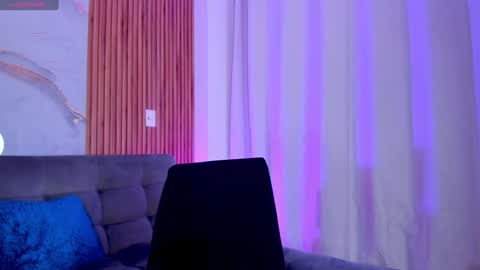 Lara  online show from 01-14-25, 02:19