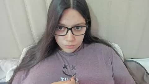 lara online show from 02-08-25, 02:16