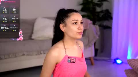 Lara online show from 12-14-25, 07:40