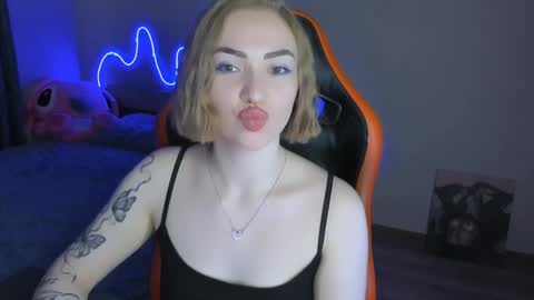 LaraKrein lk online show from 05-04-26, 03:52