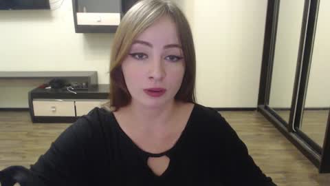 Laralianna online show from 12-11-24, 07:25