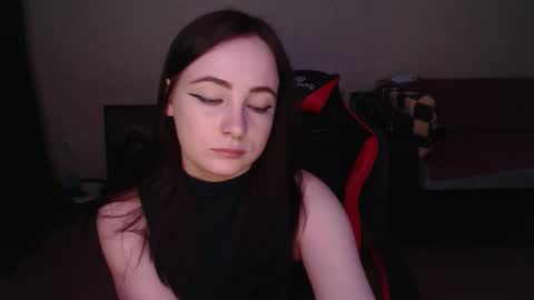 Laralianna online show from 03-25-26, 05:52