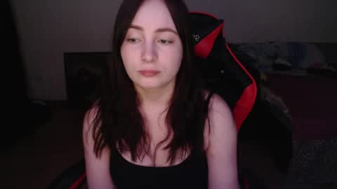 Laralianna online show from 04-01-26, 07:55