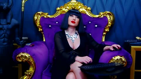 LaraMaeve online show from 12-04-24, 09:18