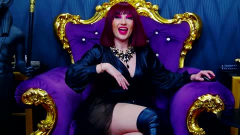 LaraMaeve online show from 12-21-24, 11:44