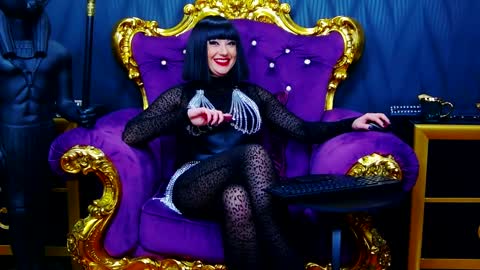 LaraMaeve online show from 01-09-25, 09:16