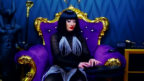 LaraMaeve online show from 01-09-25, 12:19