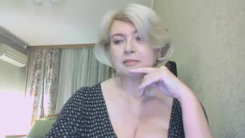 laramrs online show from 11-02-25, 04:09